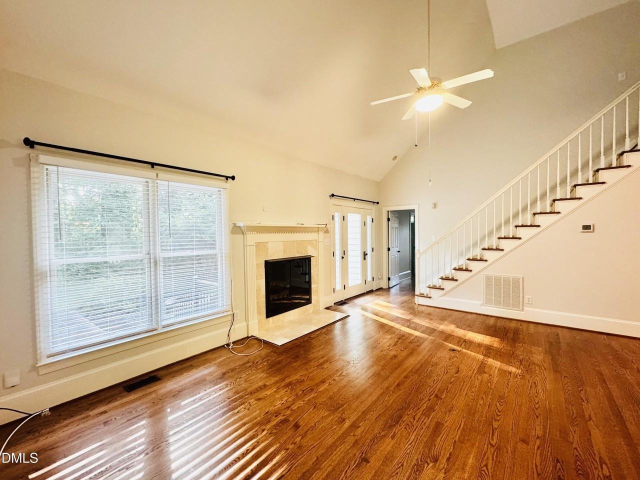 12001 Pembridge Ln - Photo 6 of 36