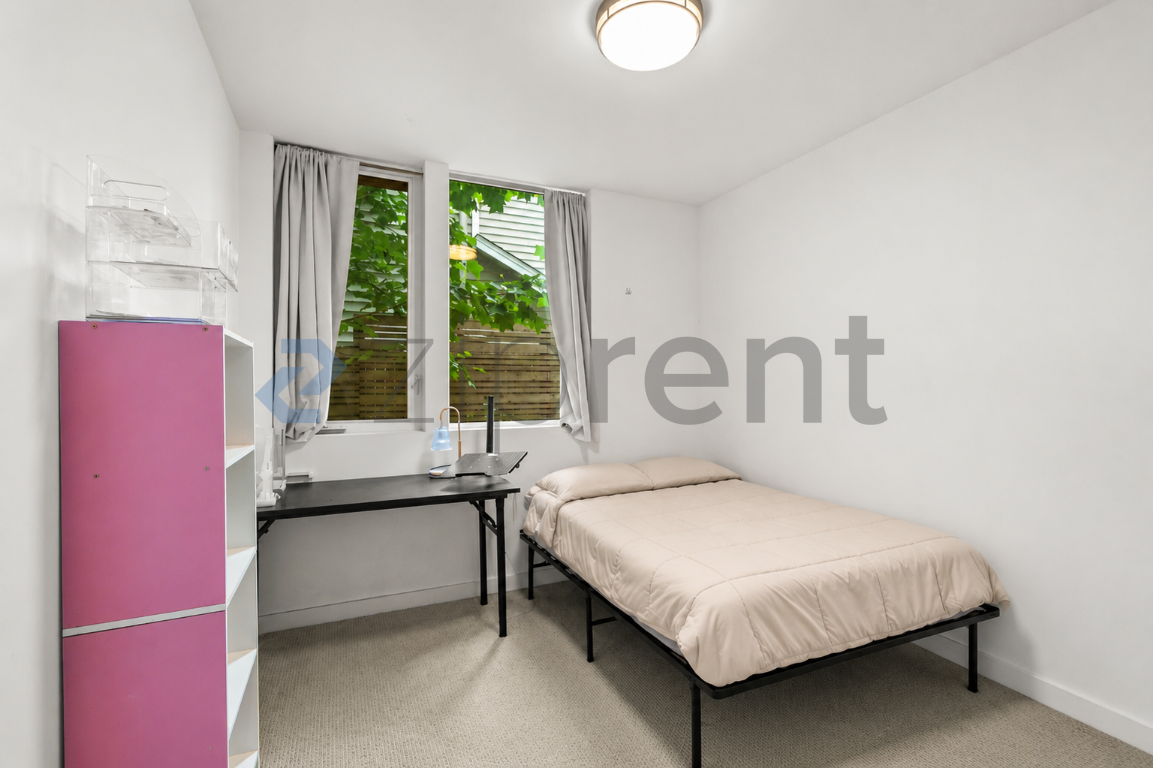9043 Mary Ave Nw #B - Photo 7 of 18