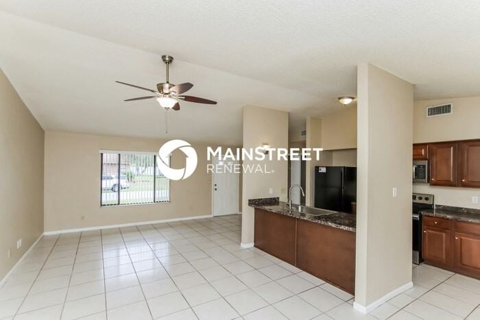 1027 Sheridan Ave Nw - Photo 4 of 16