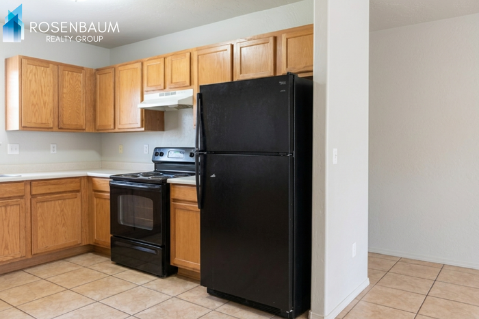 9950 W Lynx Dr #C - Photo 5 of 9