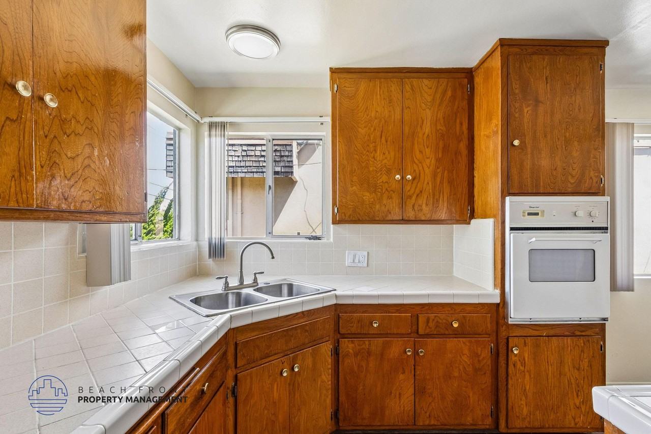 1010 Larch St. - Photo 2 of 22