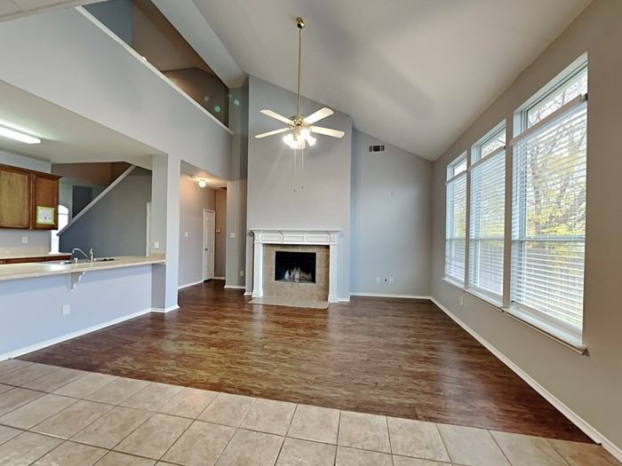 1105 Chute 1 Court - Photo 4 of 22