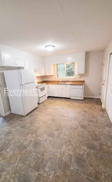 309 Nye Dr - Photo 5 of 18
