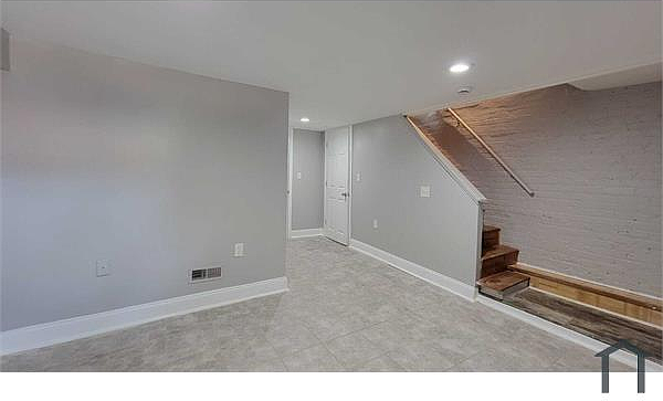 1900 Griffis Ave - Photo 6 of 10