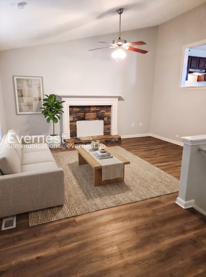 54 Dane Ln - Photo 3 of 24