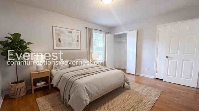 8474 Charleston Dr - Photo 4 of 23