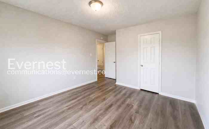 4199 Blackstone Dr - Photo 7 of 19