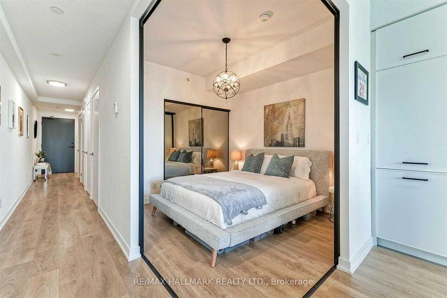 899 Queen Street East - Photo 6