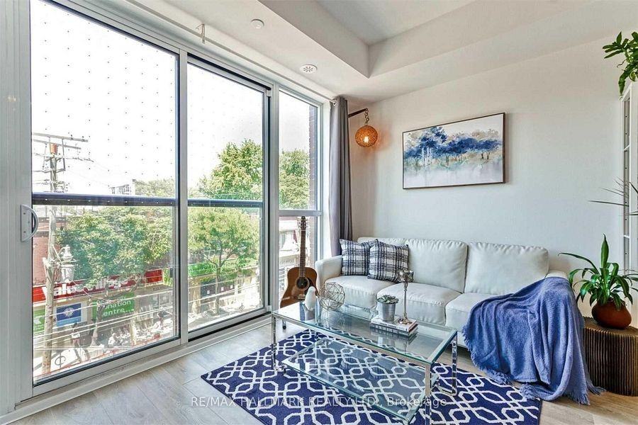 899 Queen Street East - Photo 3