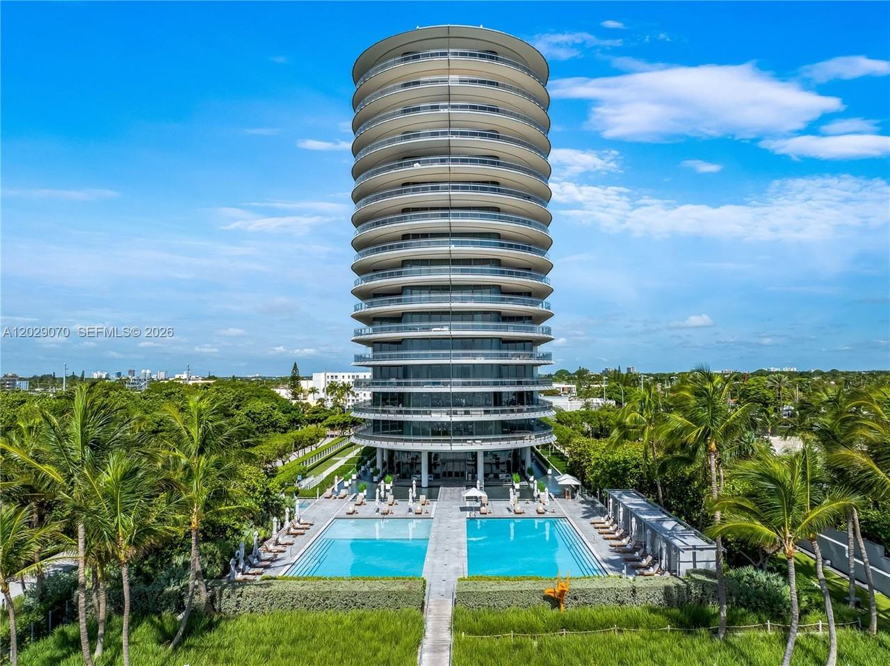 8701 Collins Avenue - Photo 2 of 26