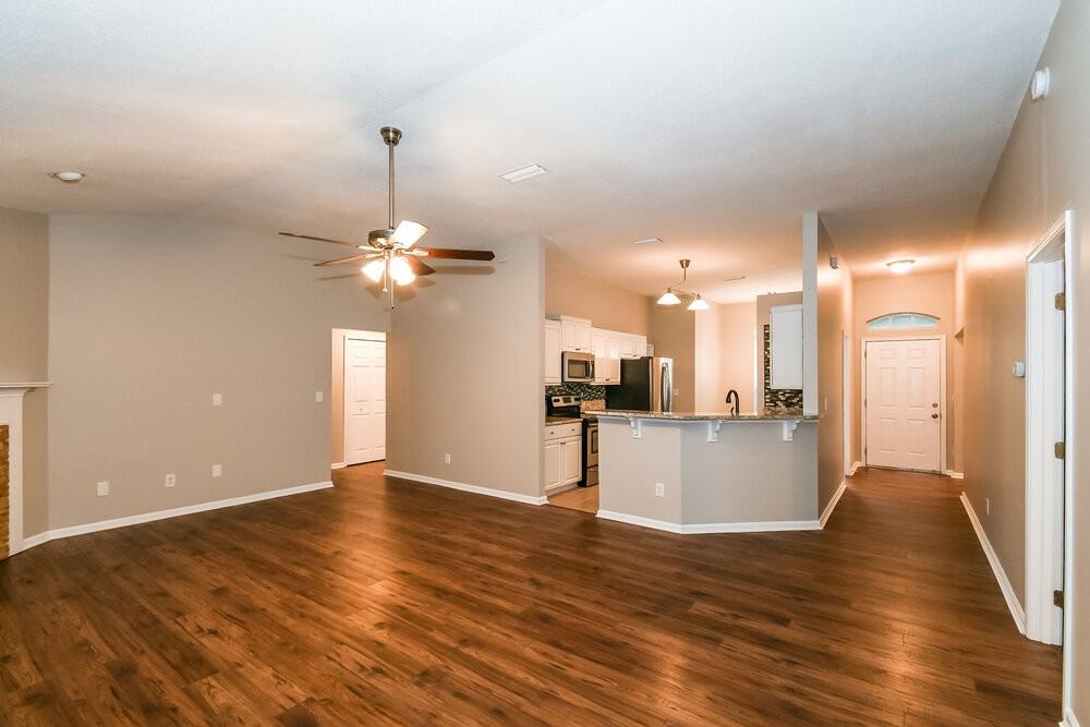 3701 Woodbriar Dr - Photo 4 of 16
