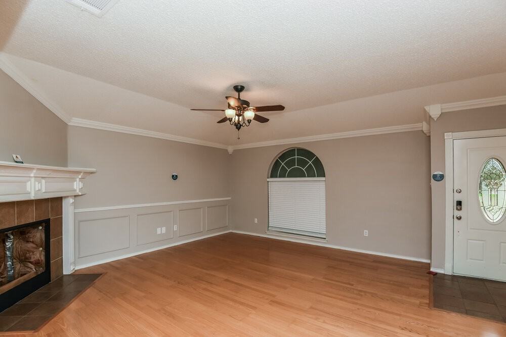 10224 Dawson Trl - Photo 3 of 16