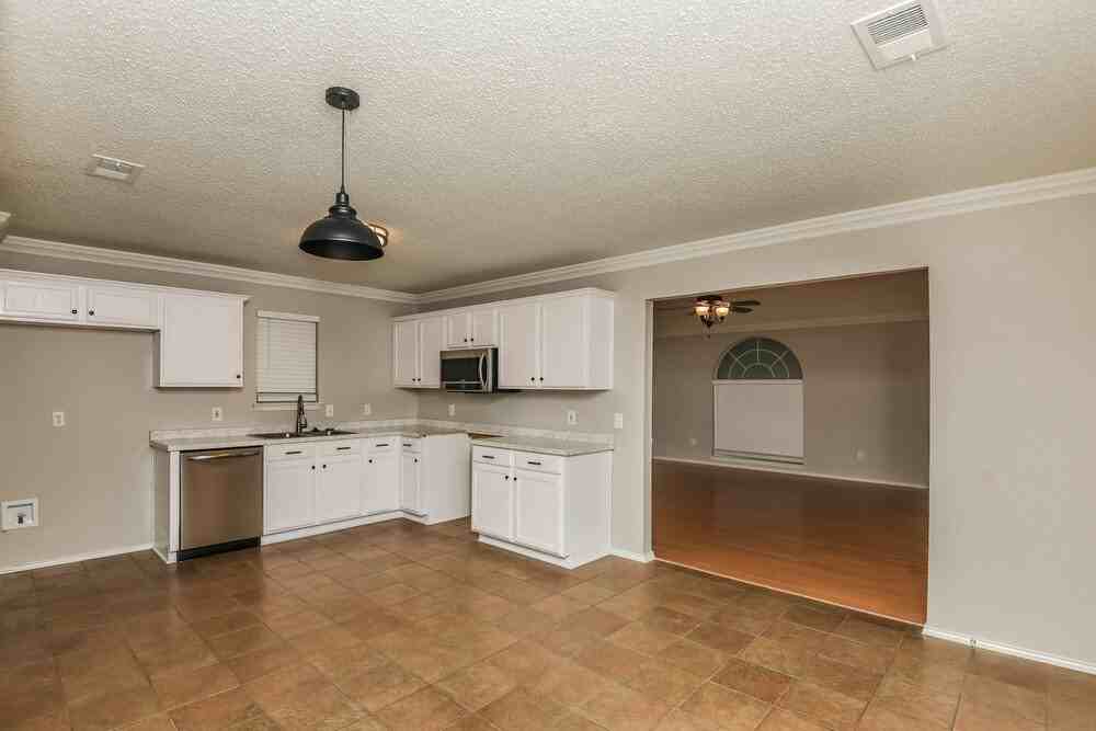 10224 Dawson Trl - Photo 6 of 16