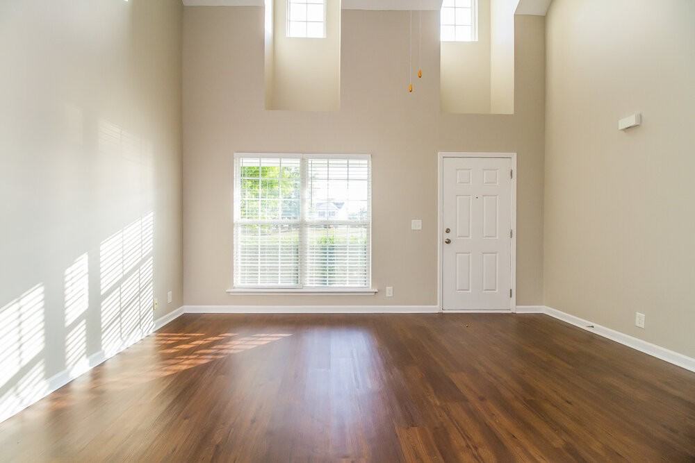913 Harvest Grove Dr - Photo 4 of 18