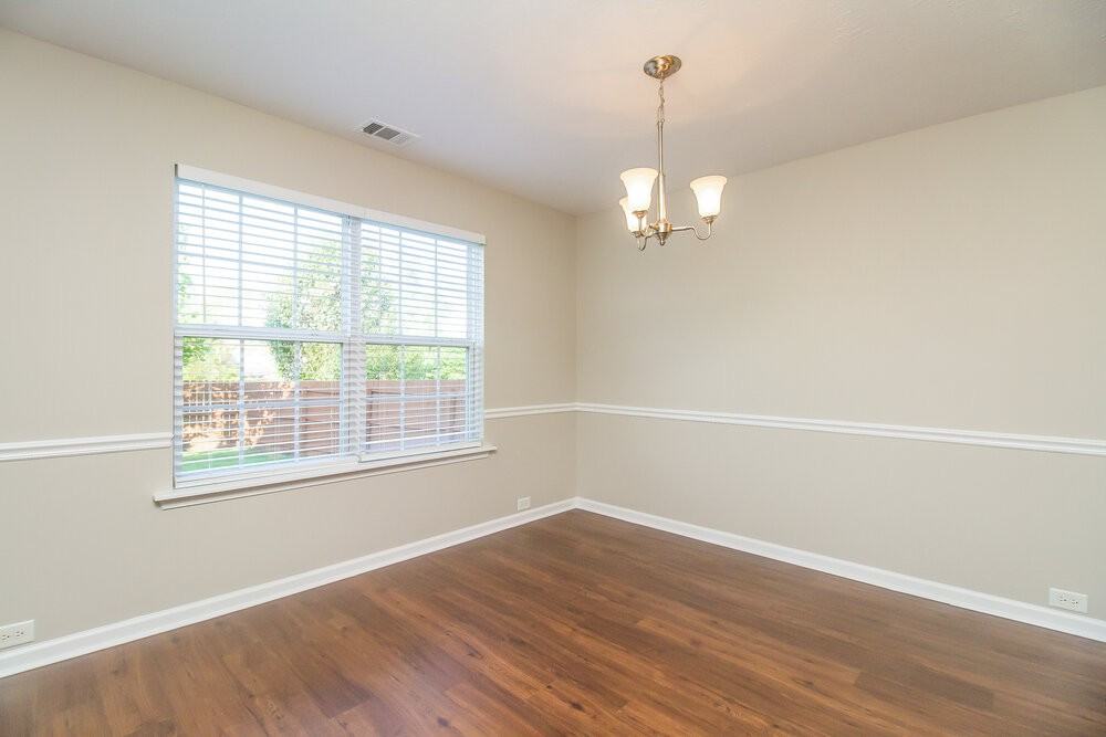 913 Harvest Grove Dr - Photo 6 of 18