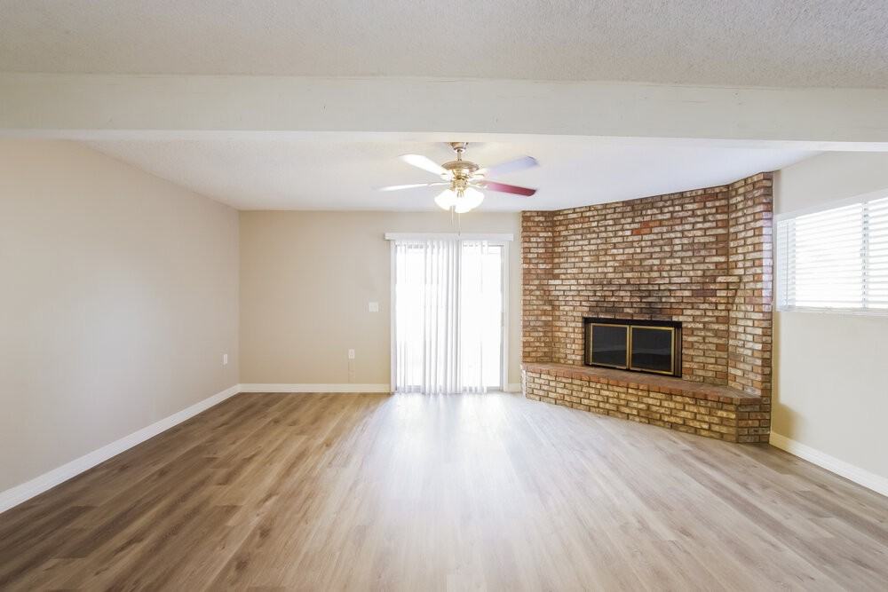 5222 W Aster Dr - Photo 7 of 16