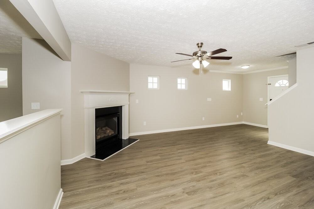 427 Topaz Dr - Photo 4 of 17
