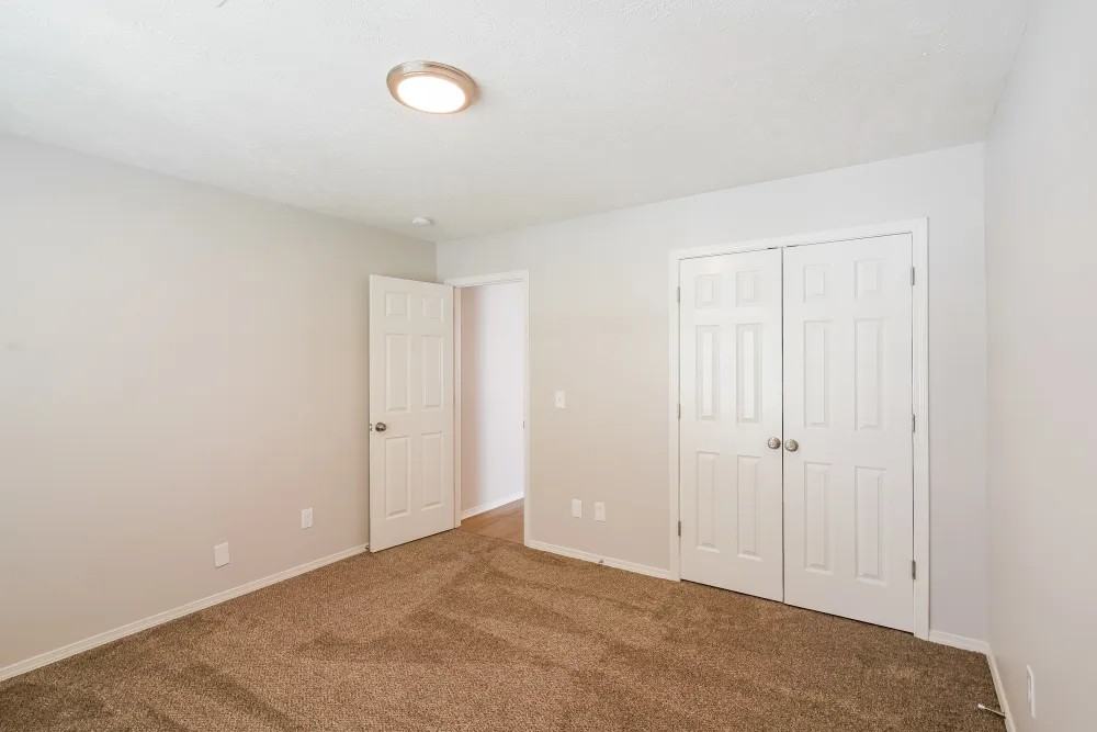 2856 Park Knoll Drive - Photo 6 of 9