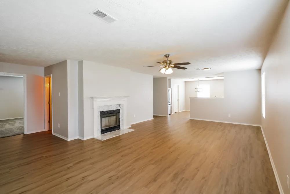 2856 Park Knoll Drive - Photo 2 of 9