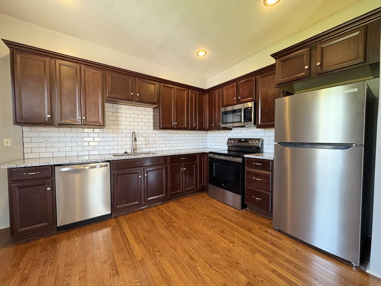 503 North 6th Street #2 - Photo 7 of 18