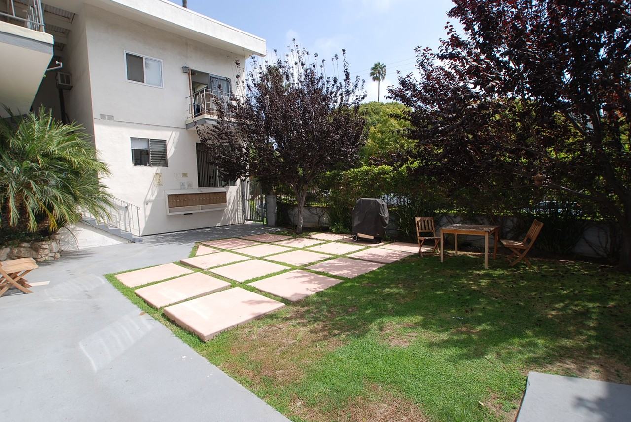 Washington Apartments...Prime Westside Location! CALL NOW! - Photo 4 of 6