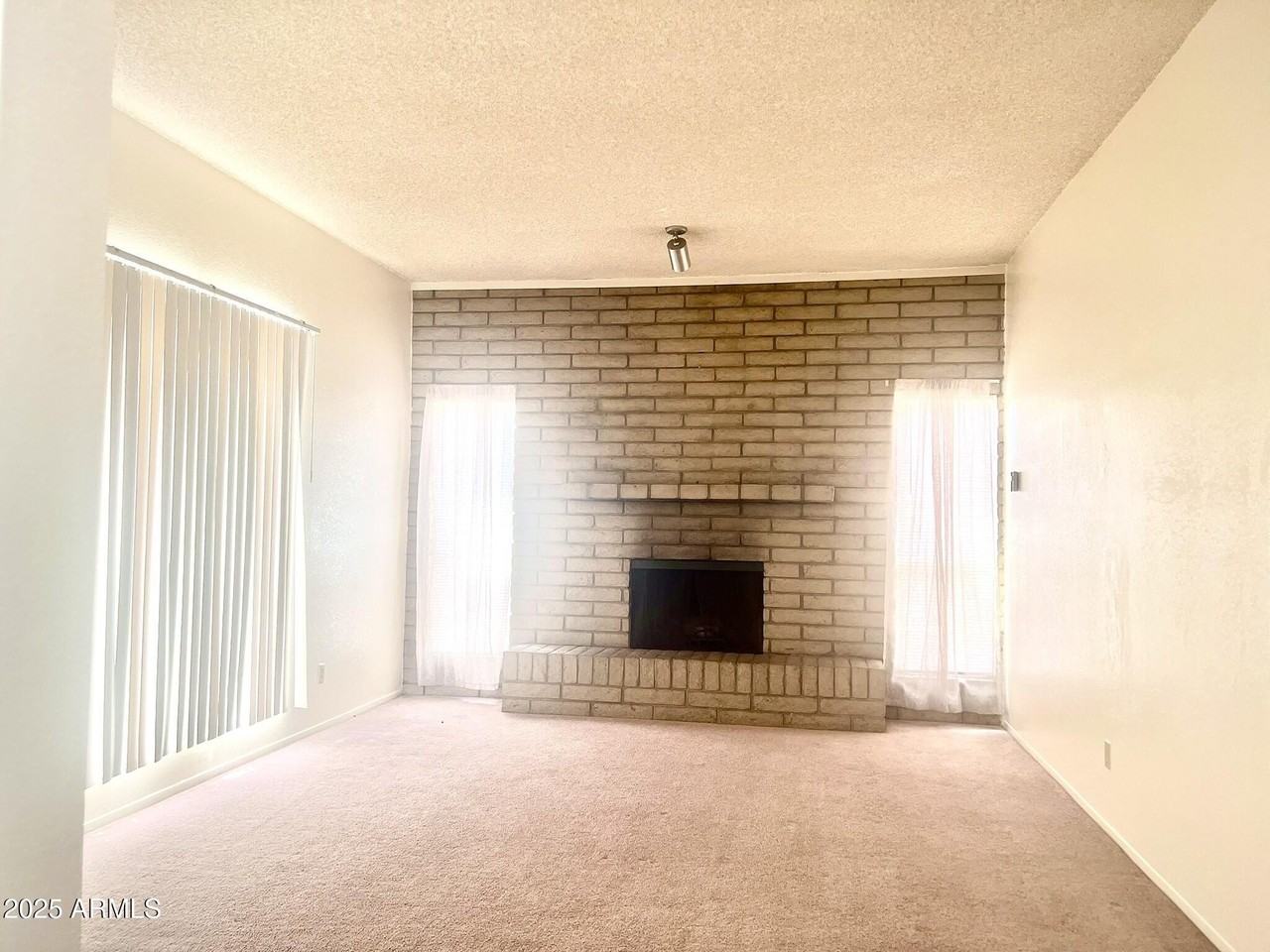 5111 Paseo Las Palmas - Photo 4 of 29