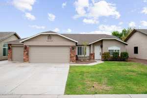 featured image of 3746 E Magnus Cir