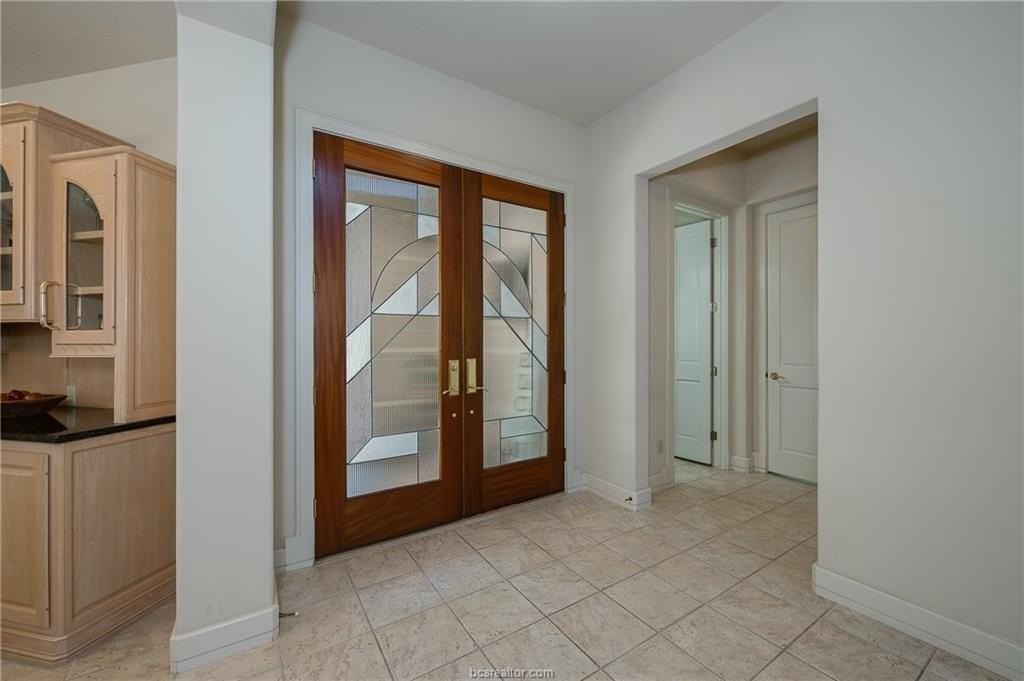 4776 Stonebriar Cir - Photo 6 of 47