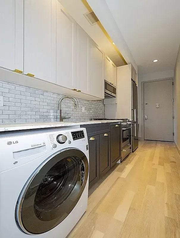 199 W 10th St #6A - Photo 5 of 7