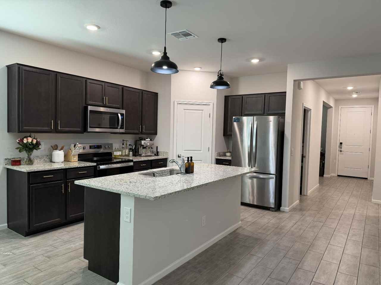 24553 W Hopi St - Photo 7 of 20