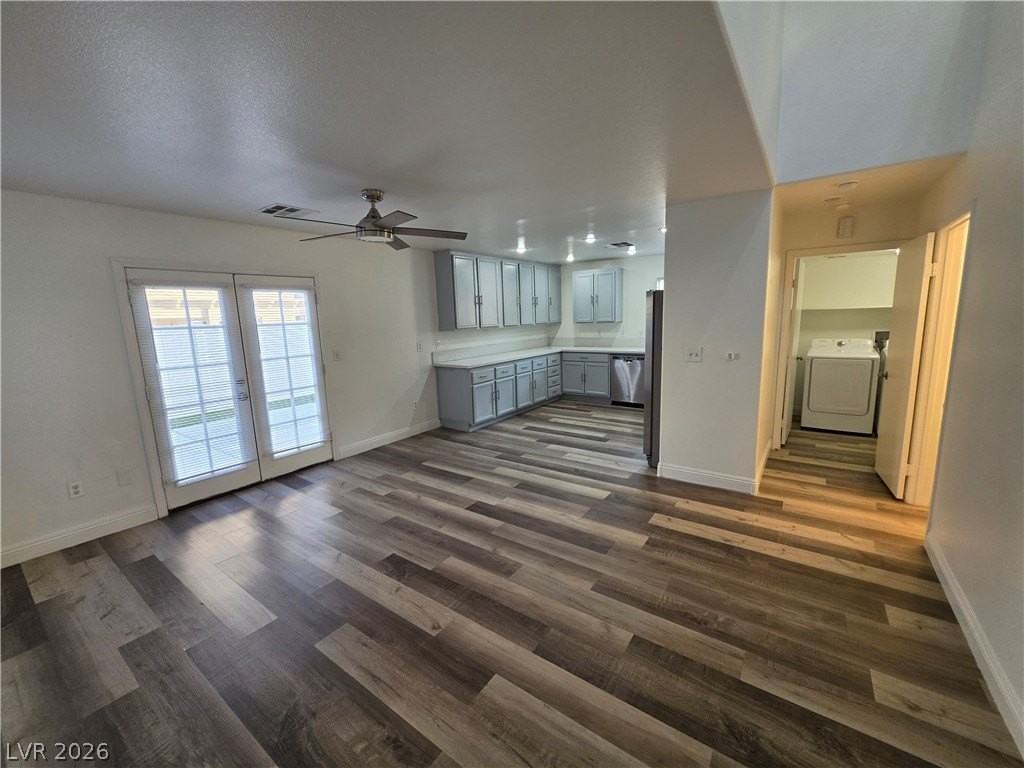 4355 Holden St - Photo 4 of 29