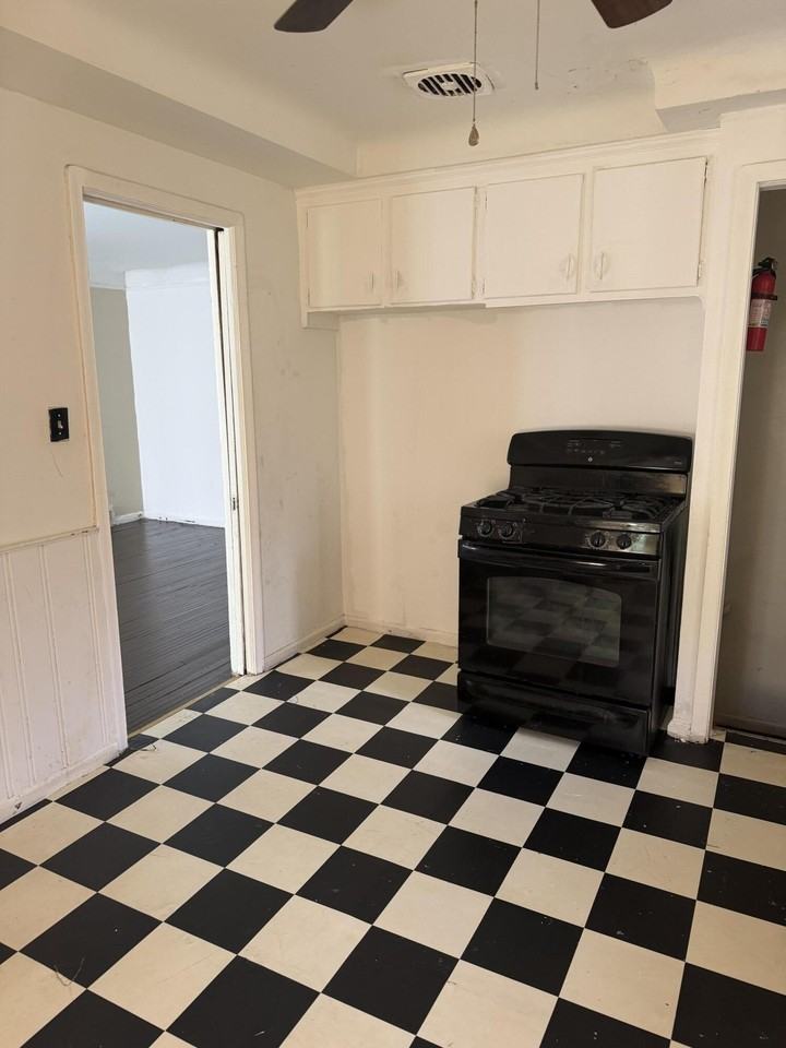 19365 Bentler St - Photo 5 of 16