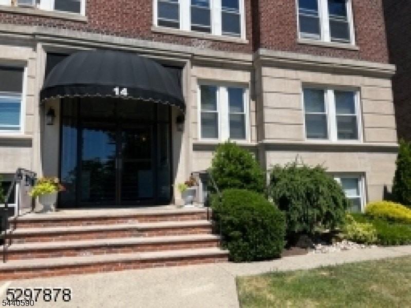 14 Forest St #207 - Photo 3 of 3