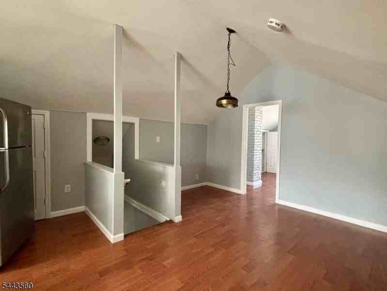 9 Bedford Ter #2 - Photo 6 of 12