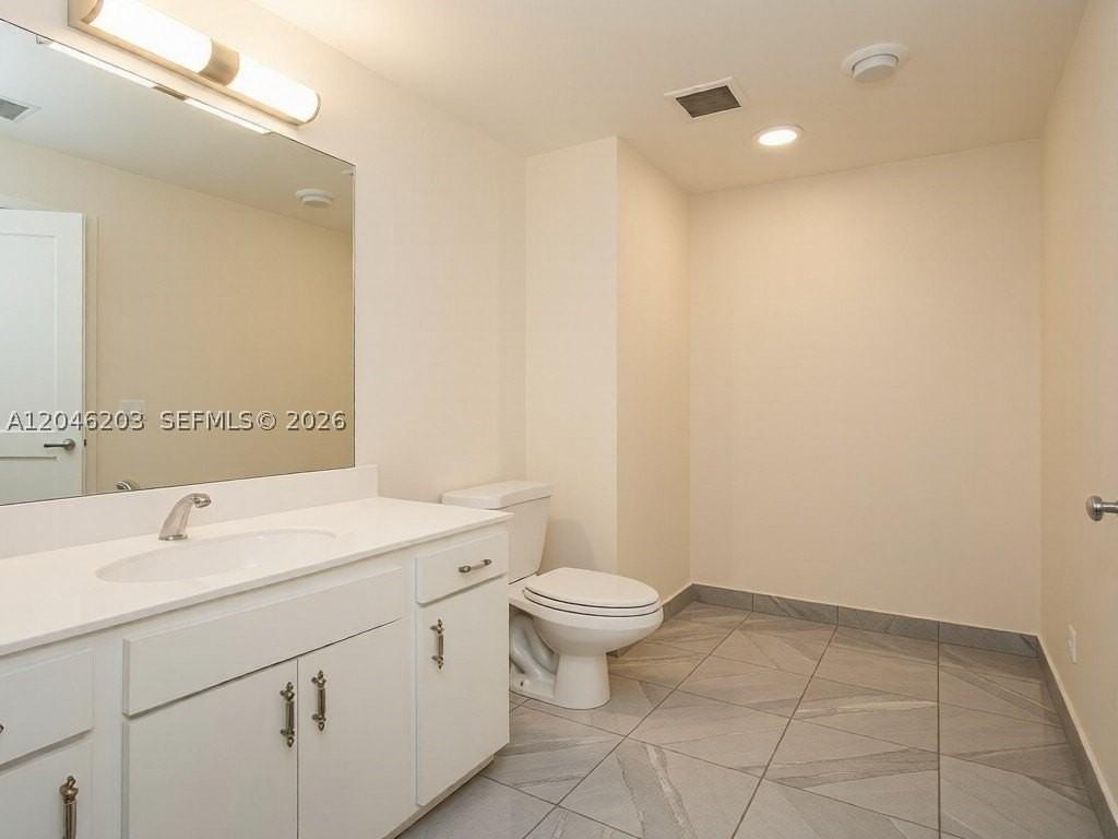 2970 Saint Johns Ave #0 - Photo 5 of 6