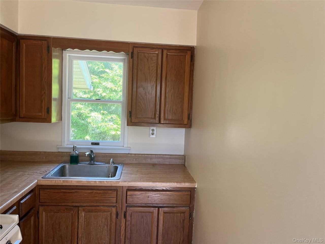 45 S Middletown Rd - Photo 7 of 7