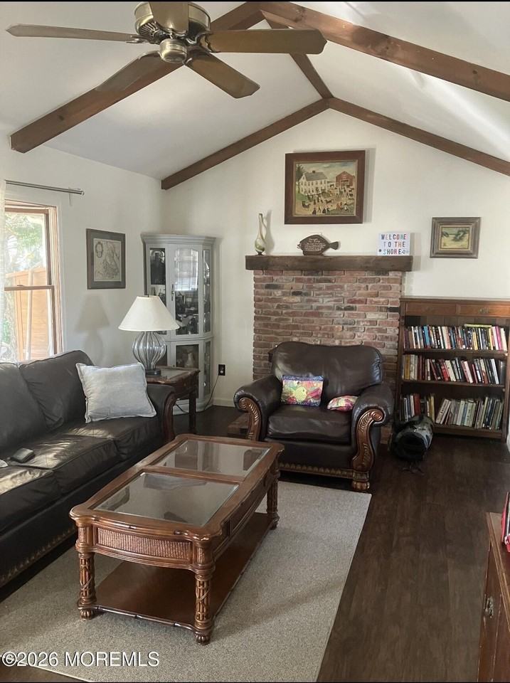 34 E Surf Way - Photo 3 of 15
