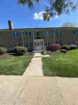 4 Windsor Ter #B - Photo 1 of 1