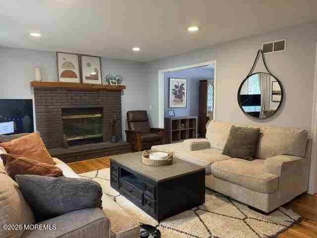 2806 Johnson St - Photo 4 of 29