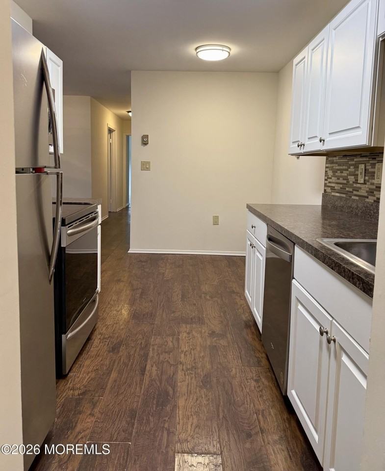 16 Pine Cluster Cir #D - Photo 3 of 9