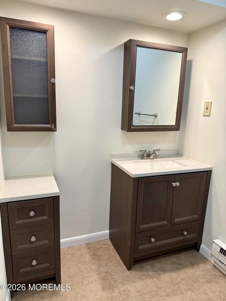16 Pine Cluster Cir #D - Photo 7 of 9