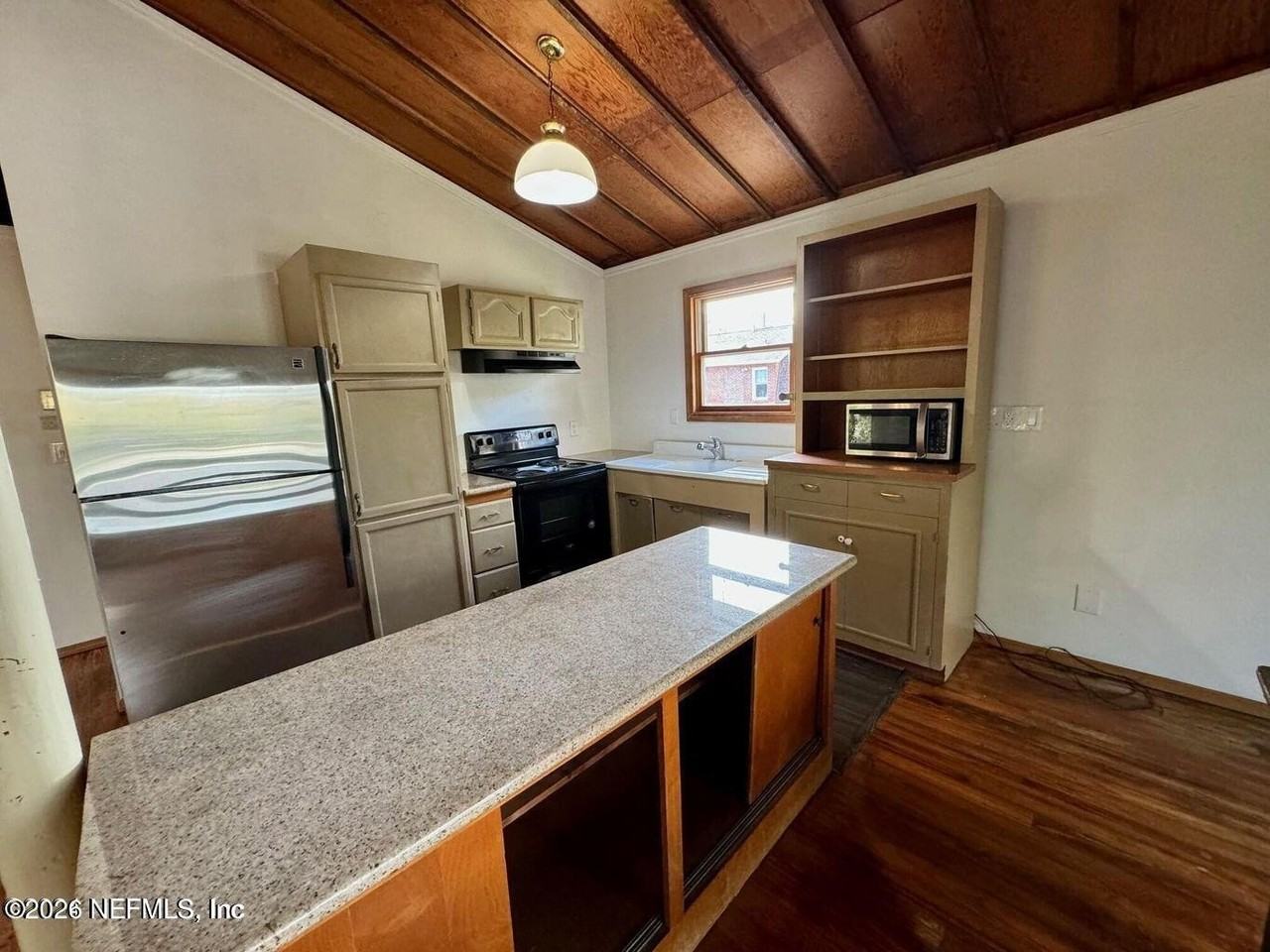 1457 Challen Ave #A - Photo 7 of 17