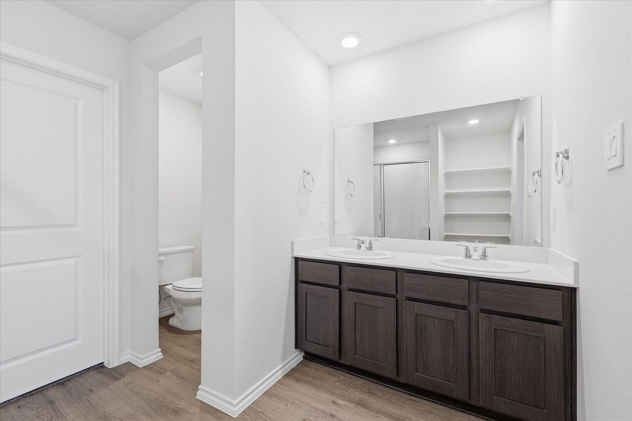 722 Orchid Way - Photo 7 of 34