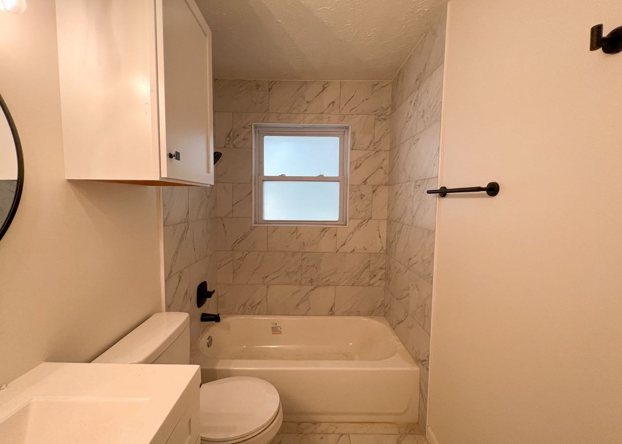 10416 Ridgeview Dr - Photo 5 of 15