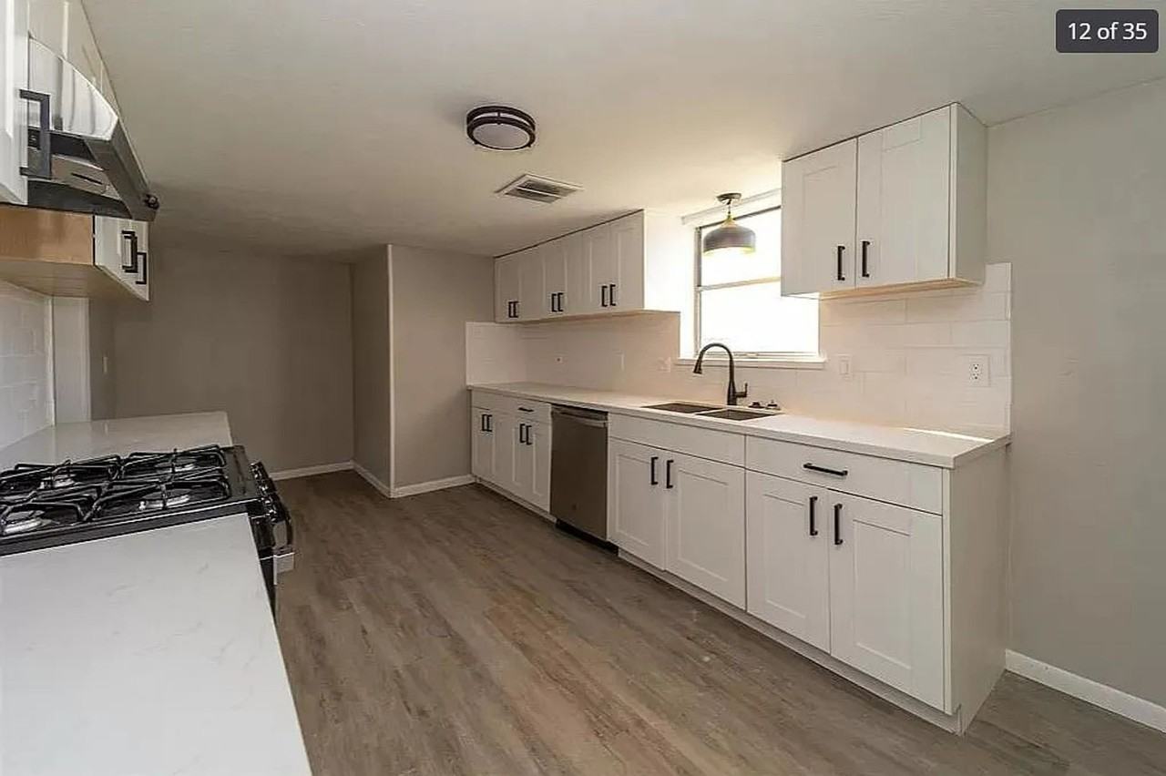 2712 Seattle St - Photo 3 of 14