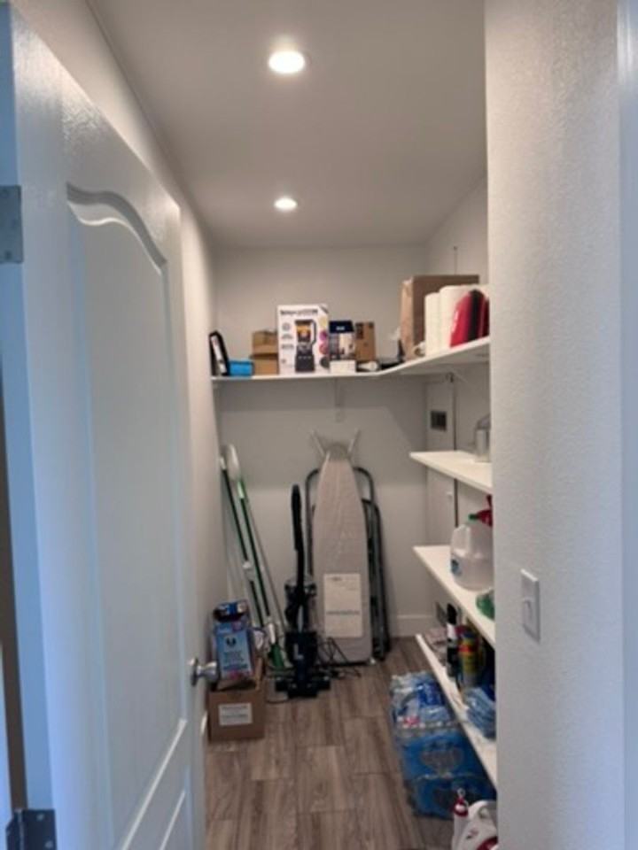 41 Larkspur Ln - Photo 6 of 17
