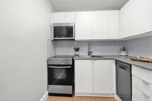 featured image of 650 Waterloo St