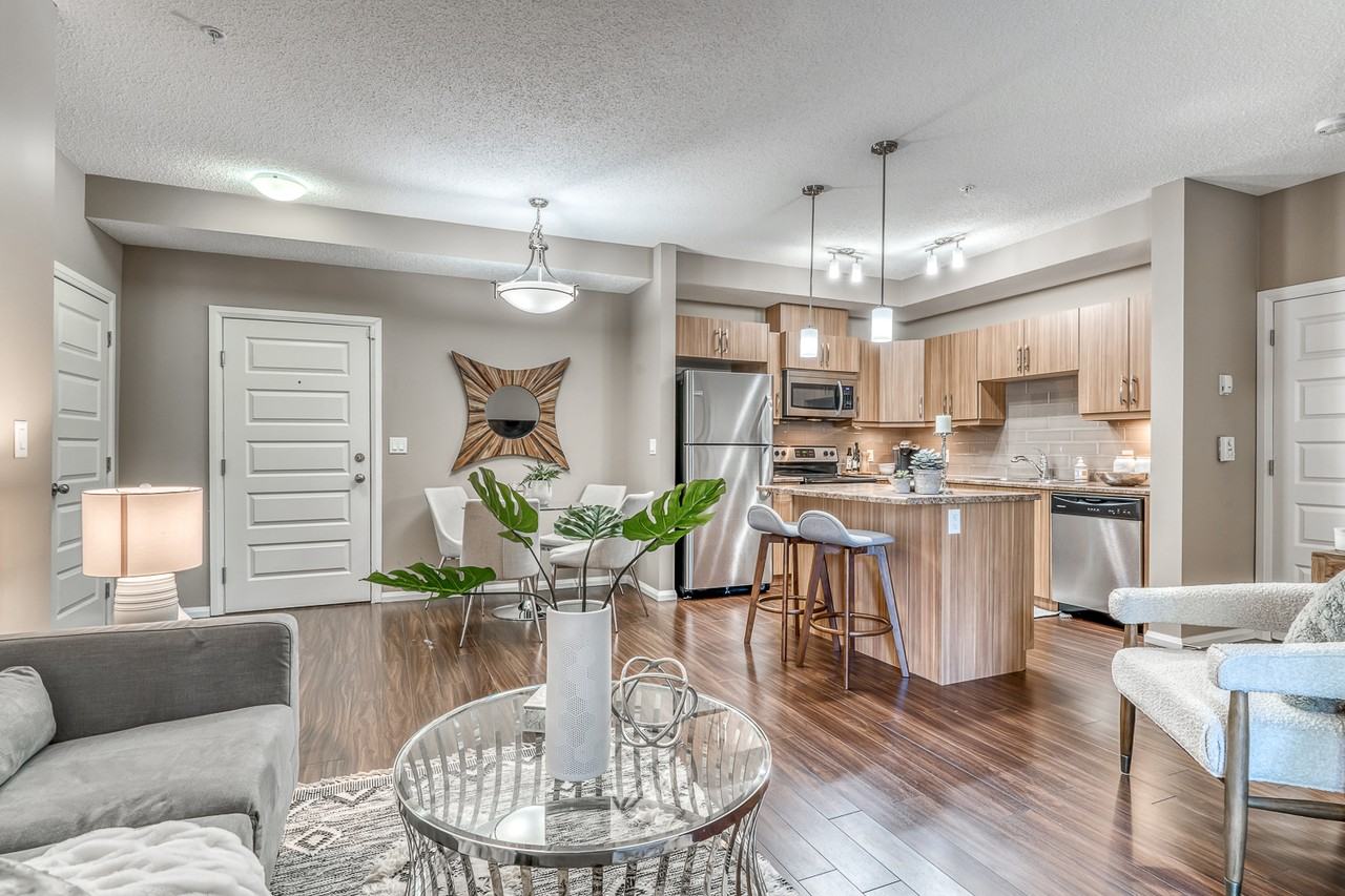 Edgewater - Photo 5 of 23