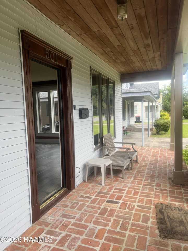 501 Saint Patrick St - Photo 4 of 5