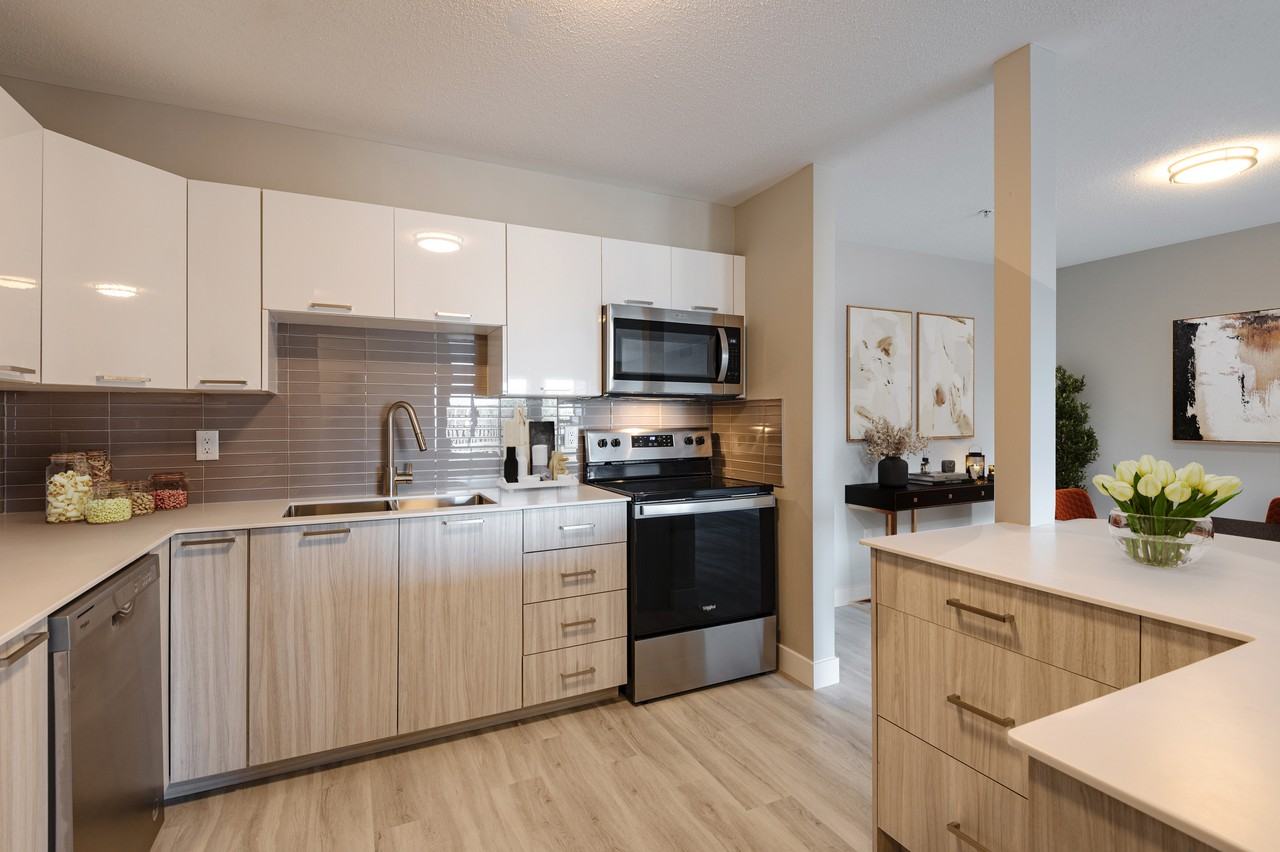Greenpark Suites - Photo 6 of 22